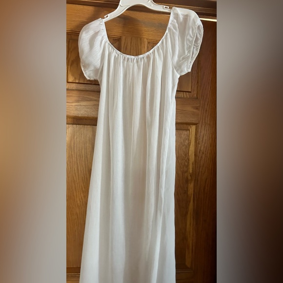 Super Sheer forever 21 Elegant White Maxi Dress - Picture 4 of 4